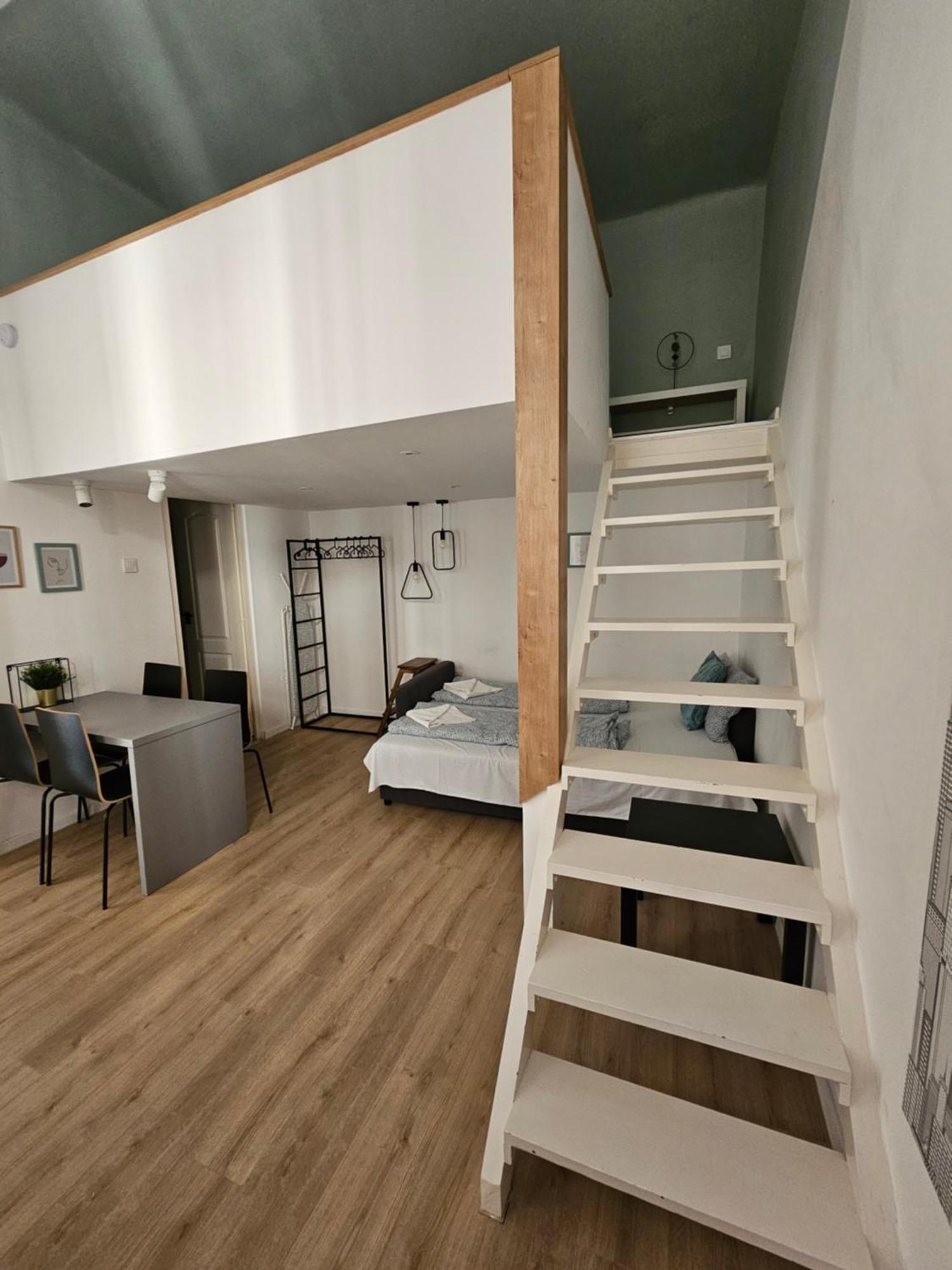 Stylish Suite Westend Budapest Eksteriør billede